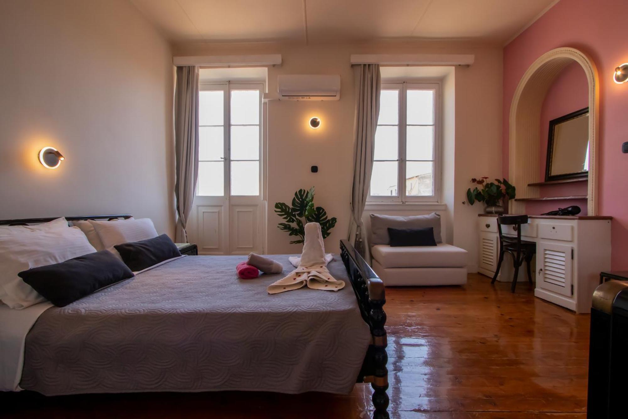Elenis, In The Heart Of The Old Town Apartment Corfu  Экстерьер фото